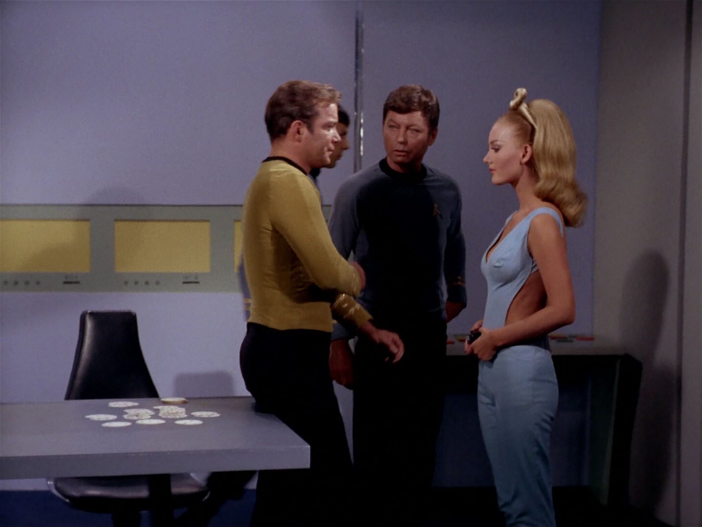 ariane179254_StarTrek_2x22_ByAnyOtherName_2714.jpg