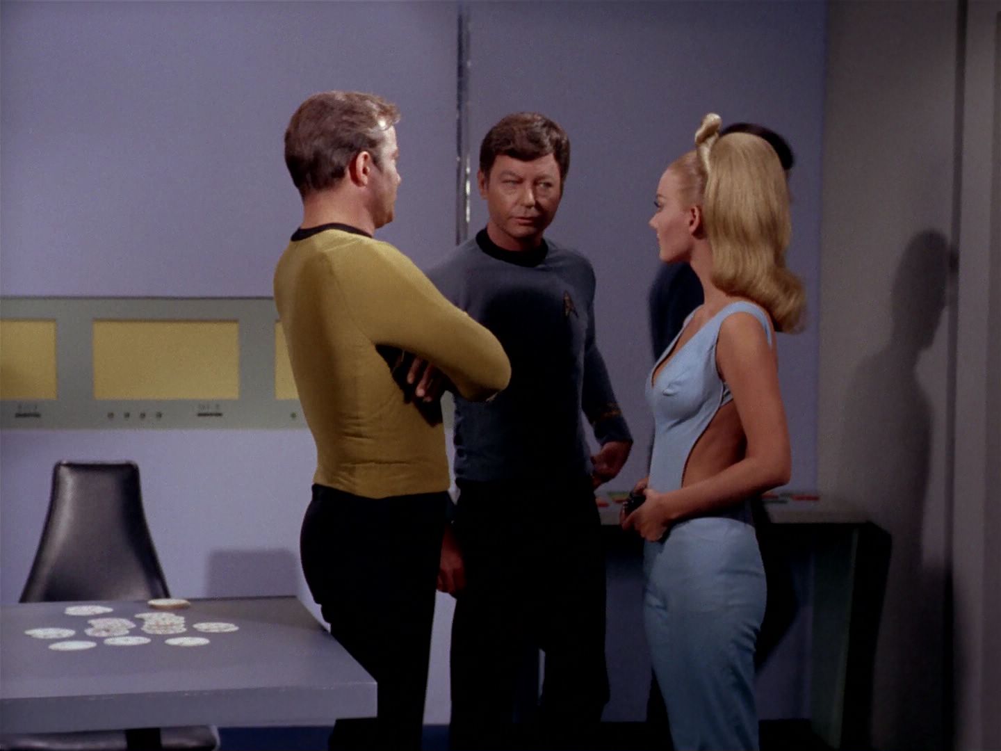 ariane179254_StarTrek_2x22_ByAnyOtherName_2715.jpg