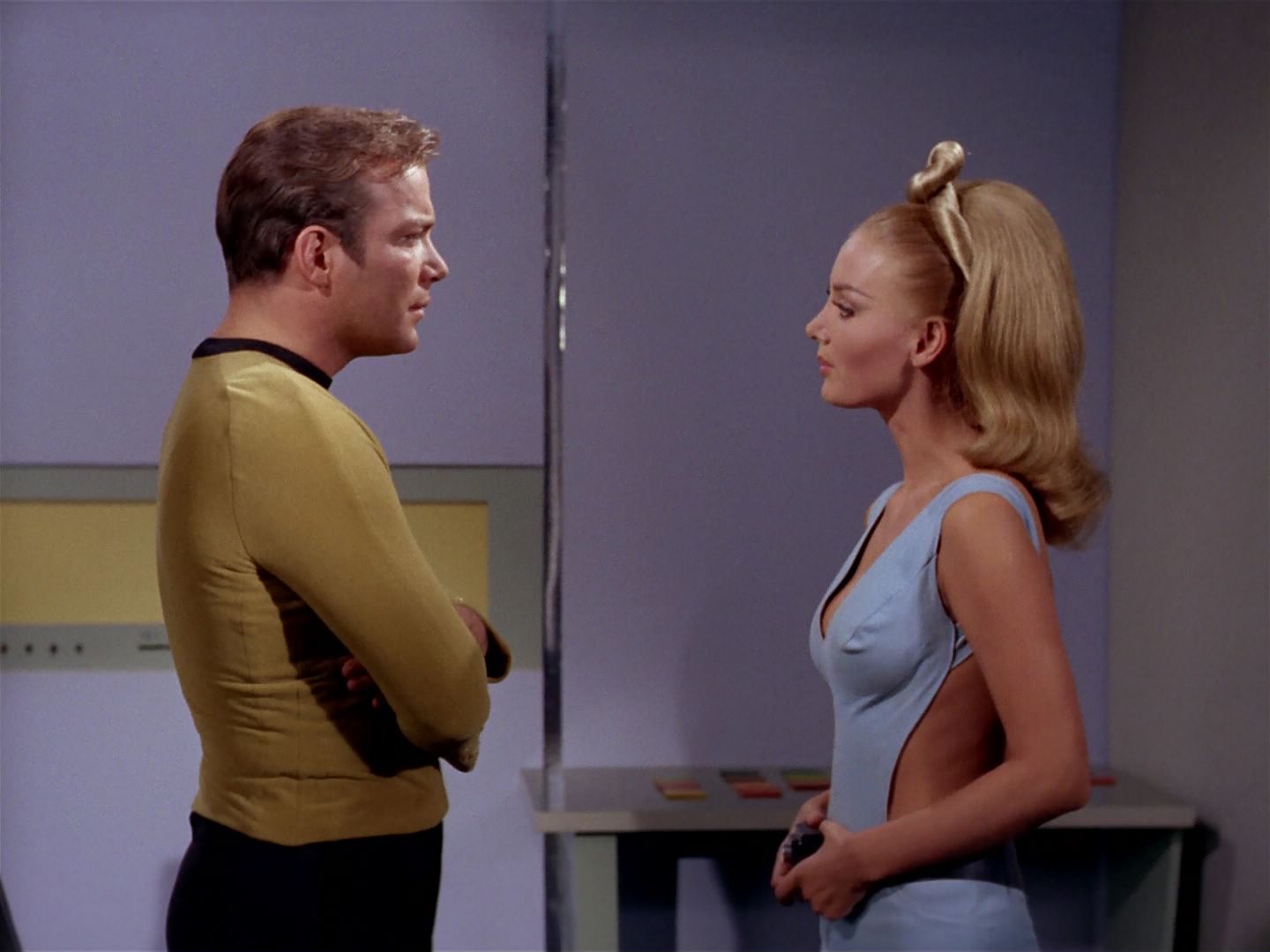 ariane179254_StarTrek_2x22_ByAnyOtherName_2727.jpg