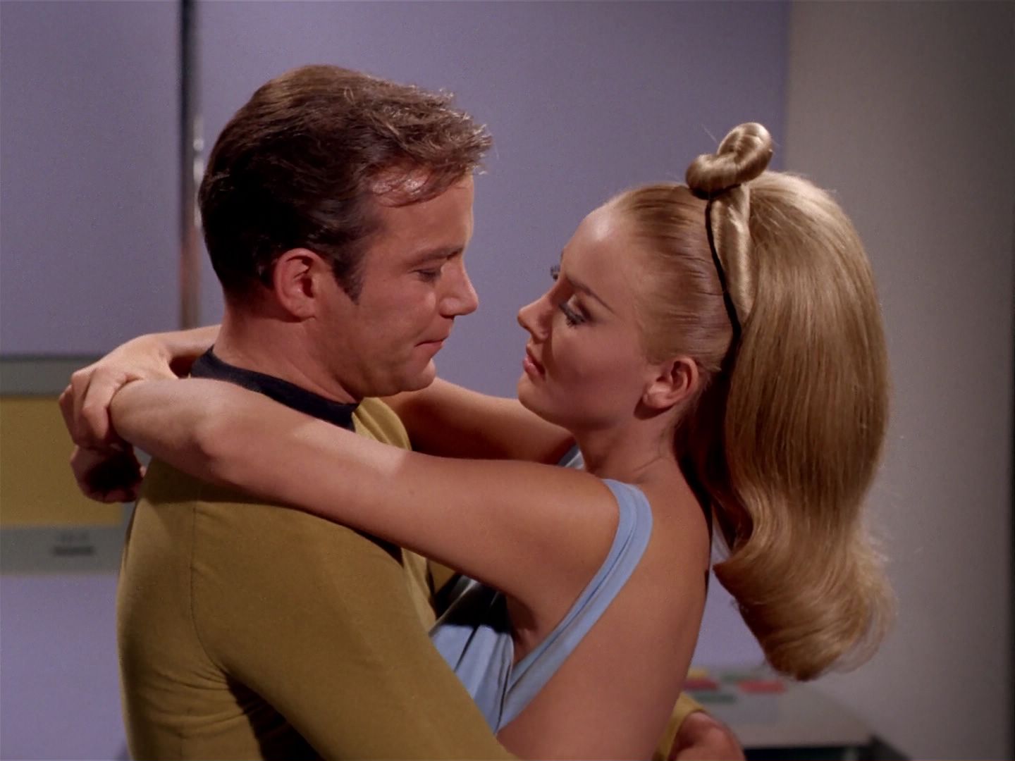 ariane179254_StarTrek_2x22_ByAnyOtherName_2796.jpg