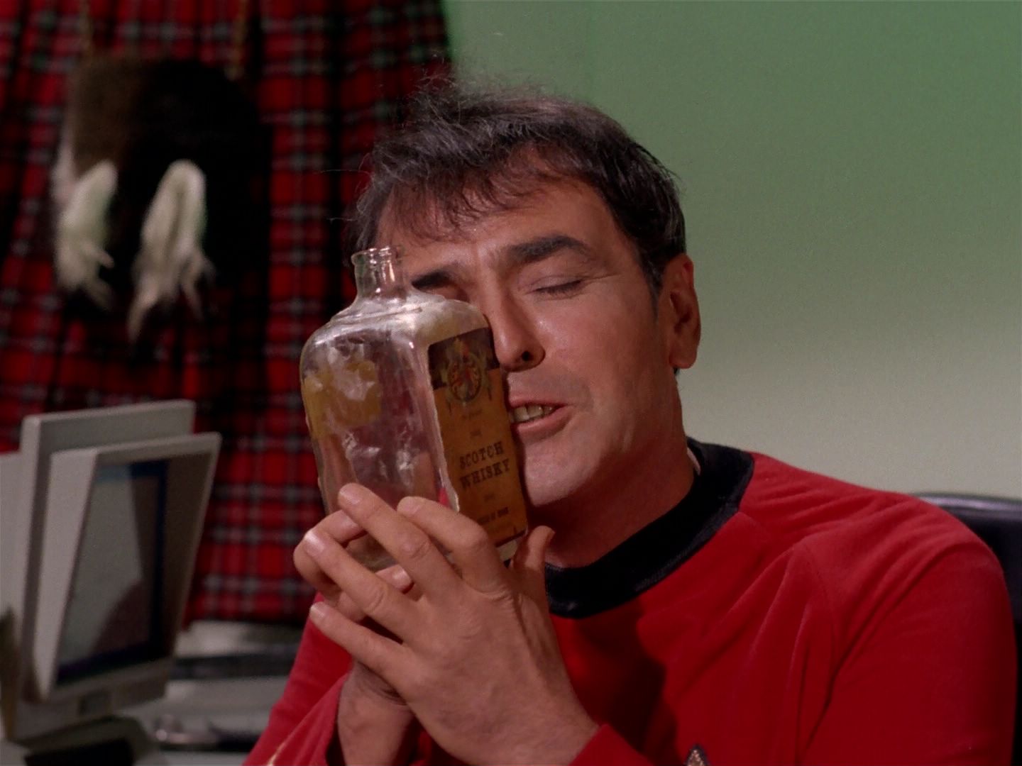 ariane179254_StarTrek_2x22_ByAnyOtherName_2914.jpg