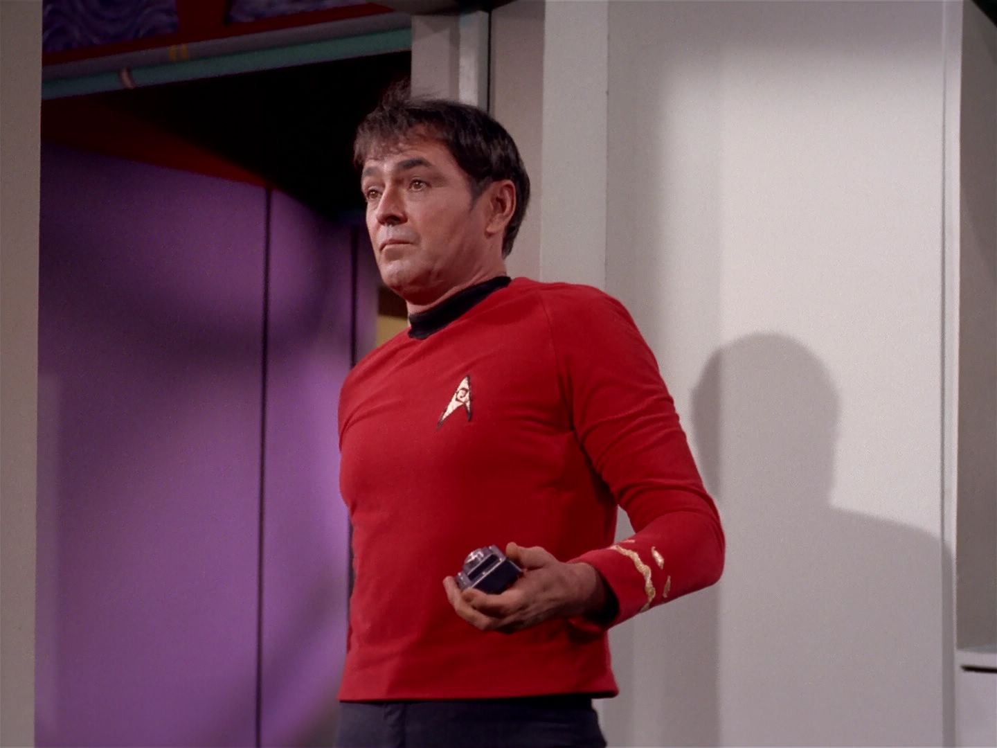 ariane179254_StarTrek_2x22_ByAnyOtherName_2945.jpg