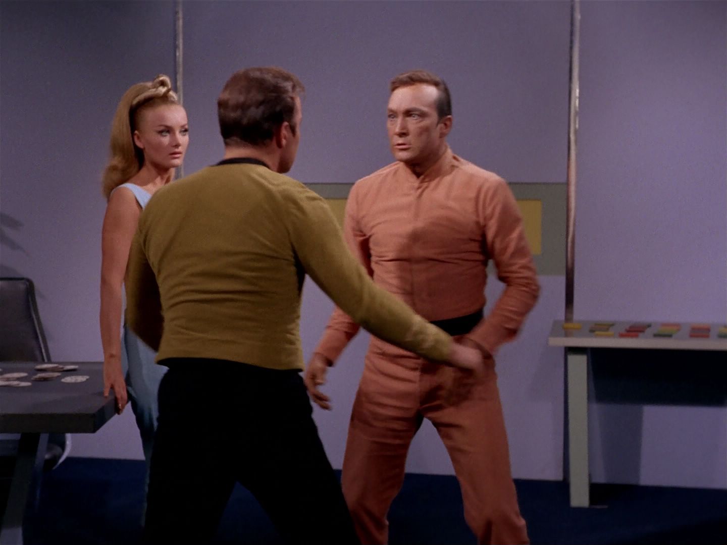 ariane179254_StarTrek_2x22_ByAnyOtherName_2979.jpg