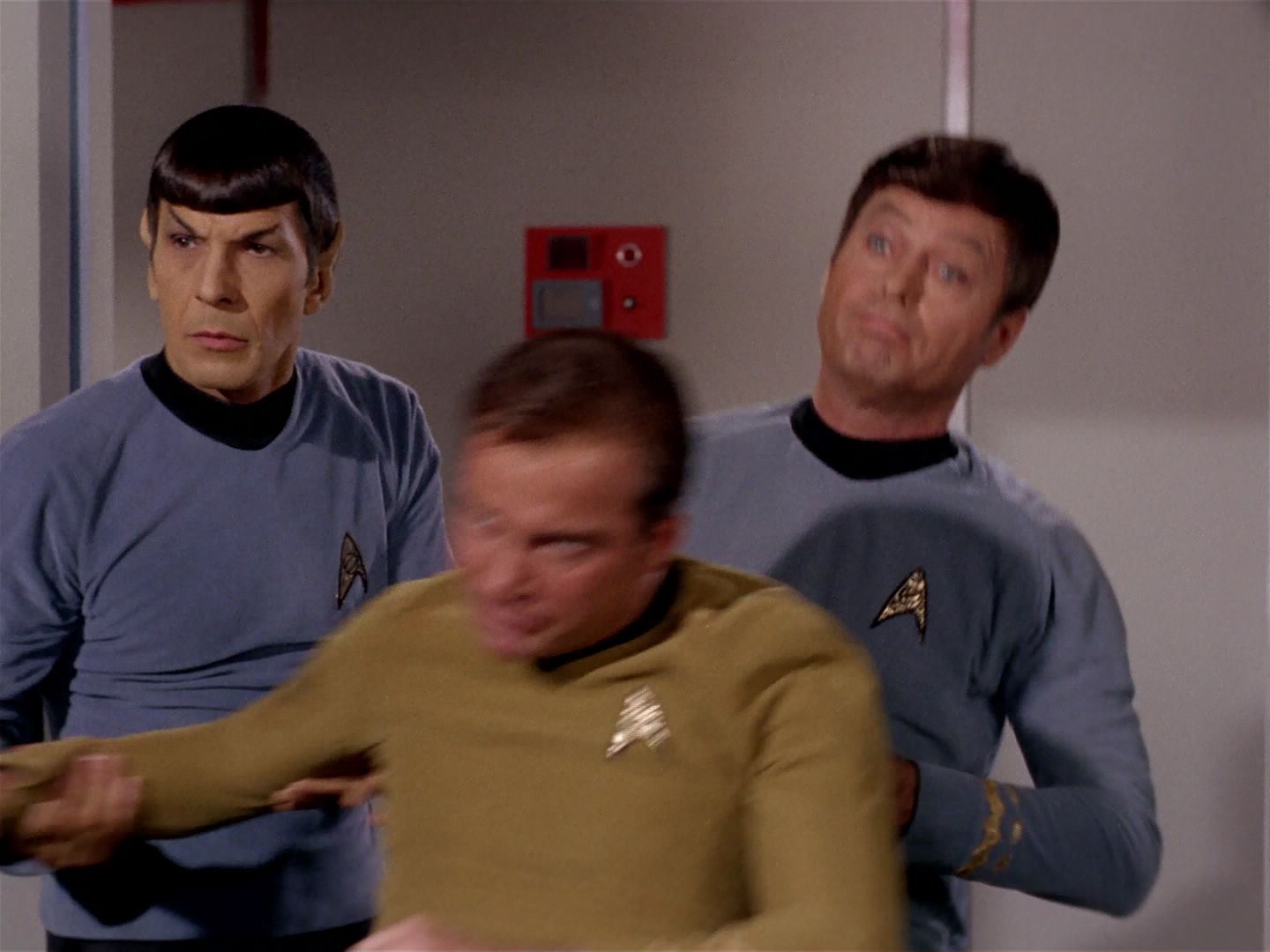 ariane179254_StarTrek_2x22_ByAnyOtherName_3039.jpg