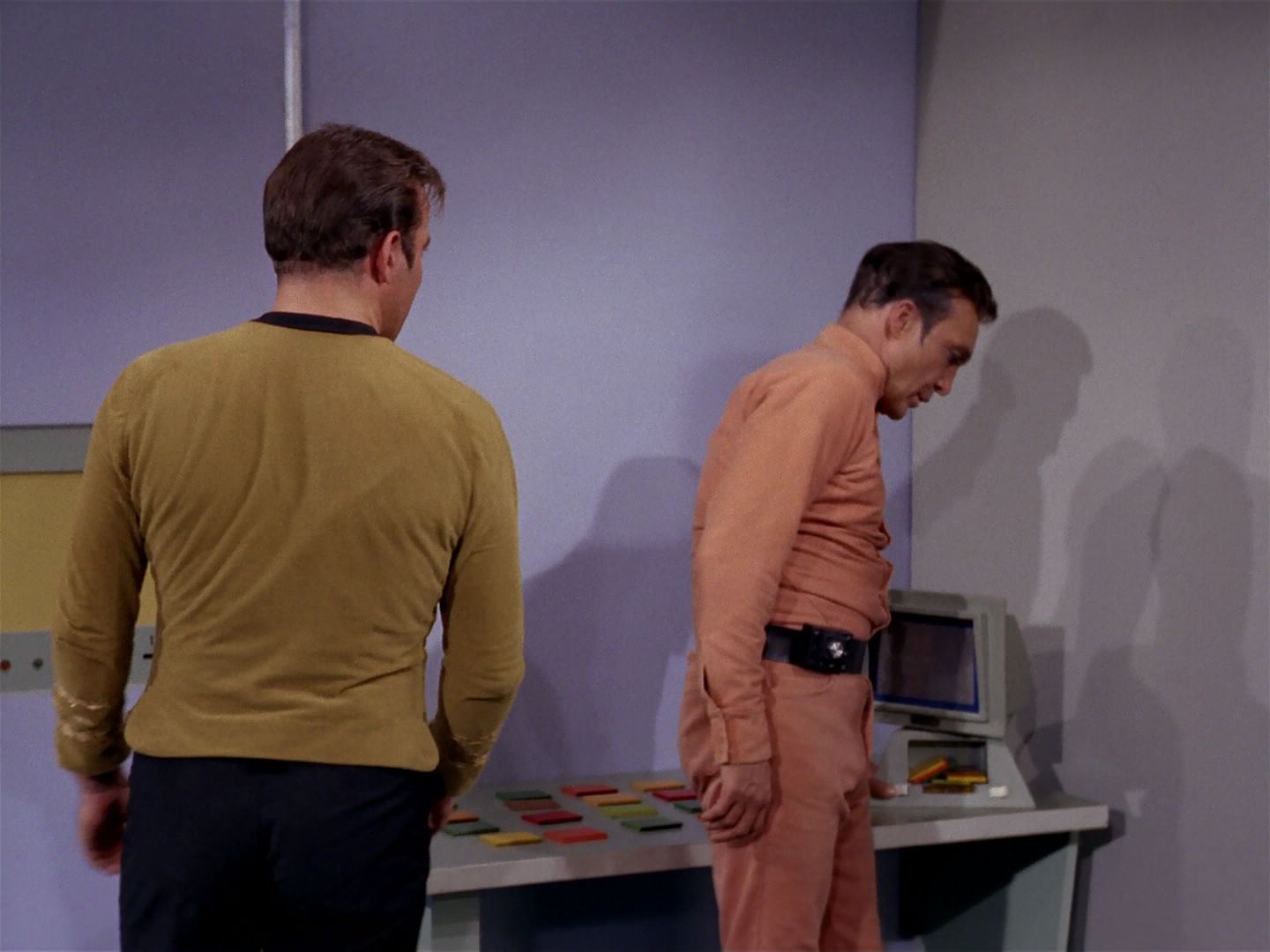 ariane179254_StarTrek_2x22_ByAnyOtherName_3209.jpg