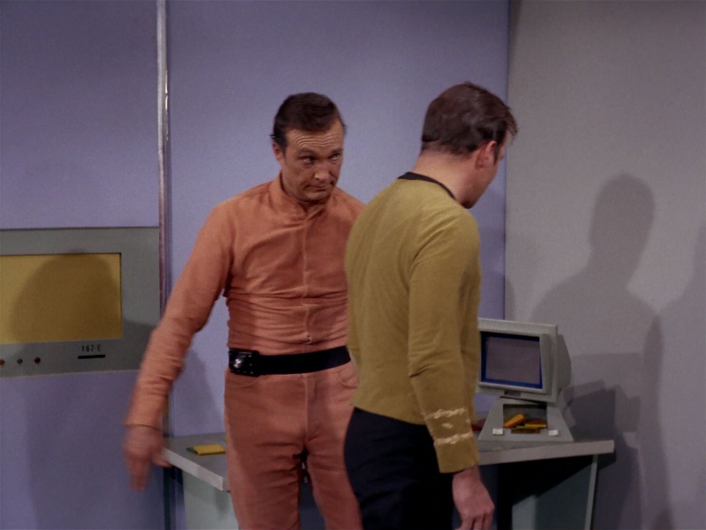 ariane179254_StarTrek_2x22_ByAnyOtherName_3219.jpg