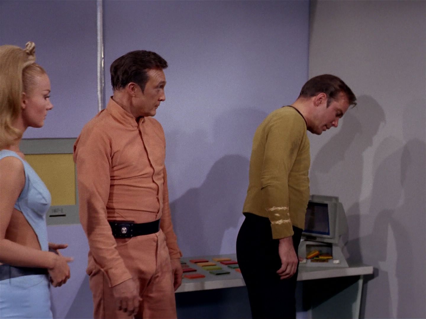 ariane179254_StarTrek_2x22_ByAnyOtherName_3221.jpg