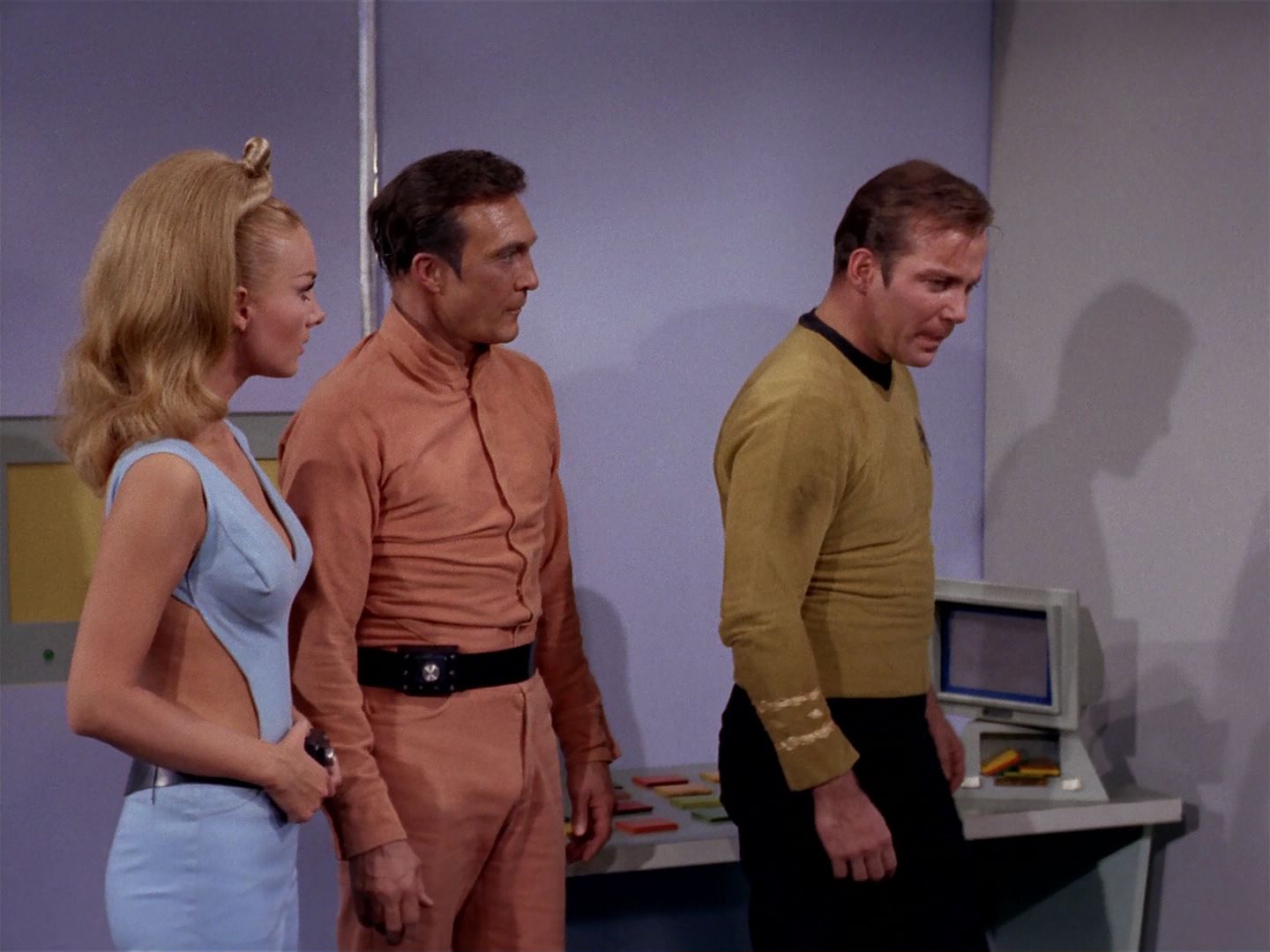 ariane179254_StarTrek_2x22_ByAnyOtherName_3223.jpg