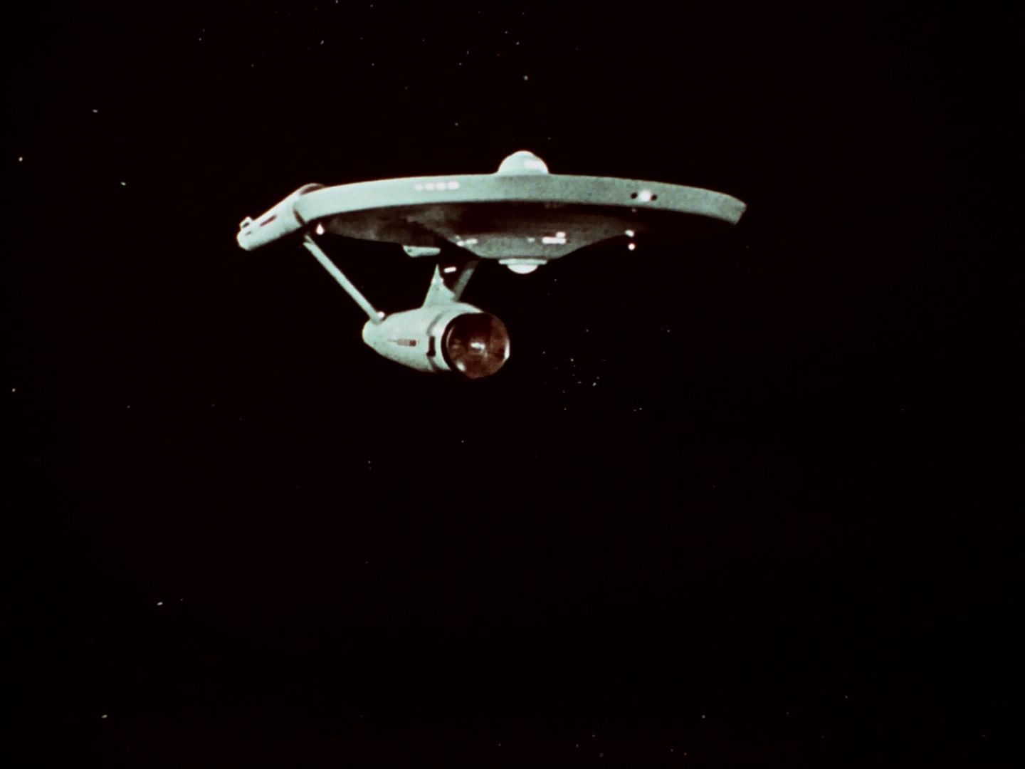 ariane179254_StarTrek_2x23_TheOmegaGlory_0004.jpg