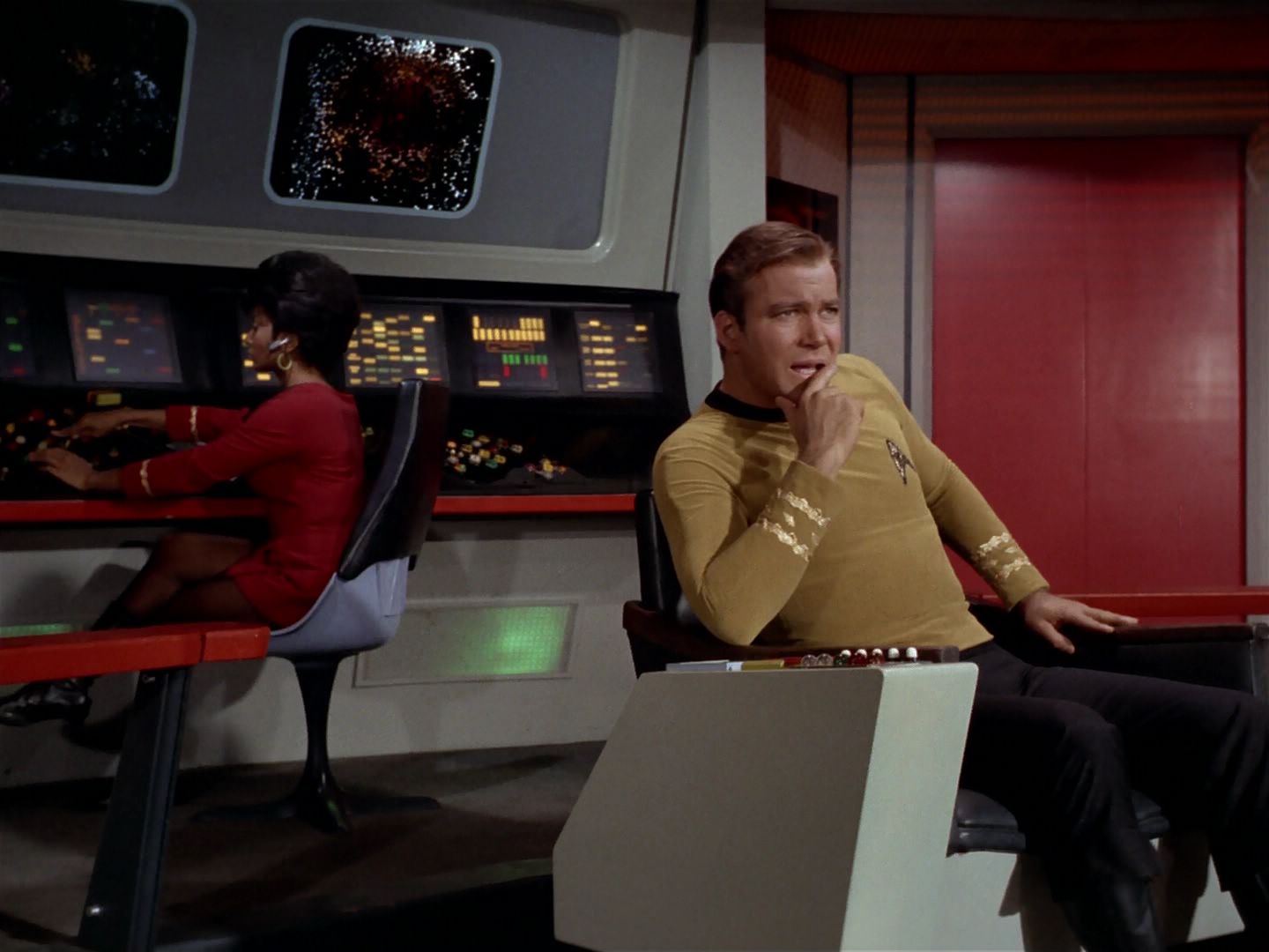 ariane179254_StarTrek_2x23_TheOmegaGlory_0055.jpg
