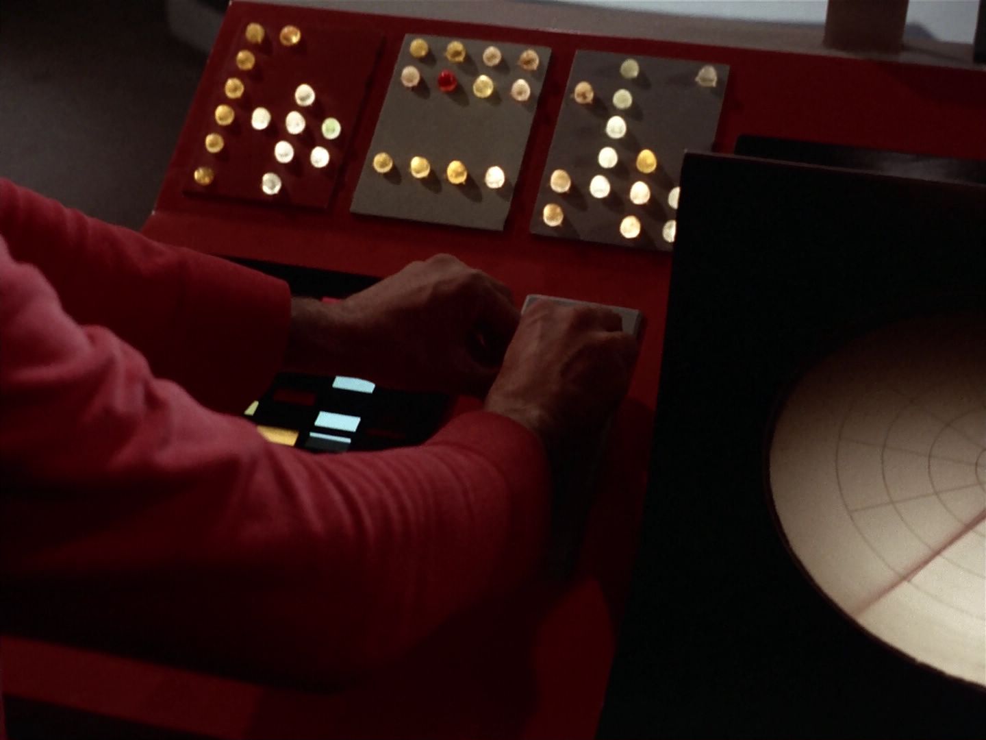 ariane179254_StarTrek_2x23_TheOmegaGlory_0107.jpg