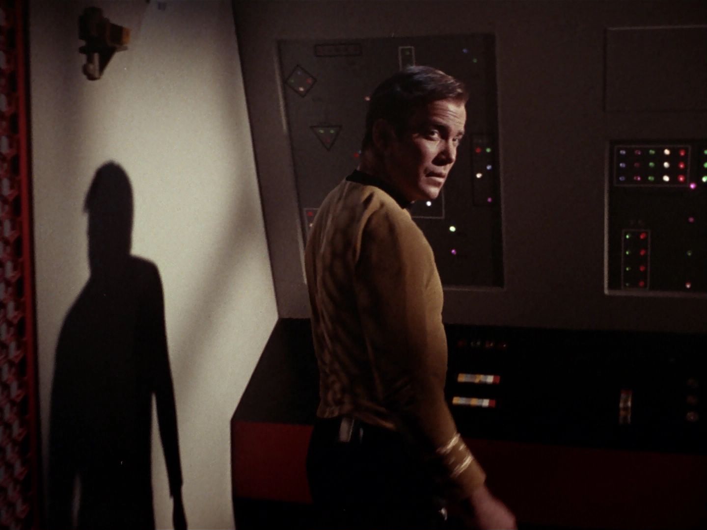 ariane179254_StarTrek_2x23_TheOmegaGlory_0127.jpg