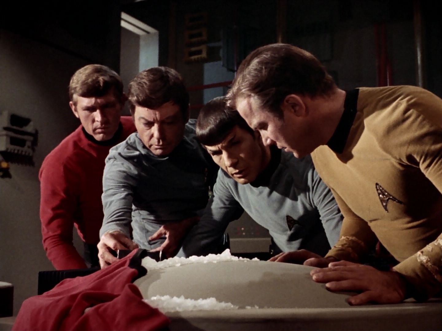 ariane179254_StarTrek_2x23_TheOmegaGlory_0138.jpg