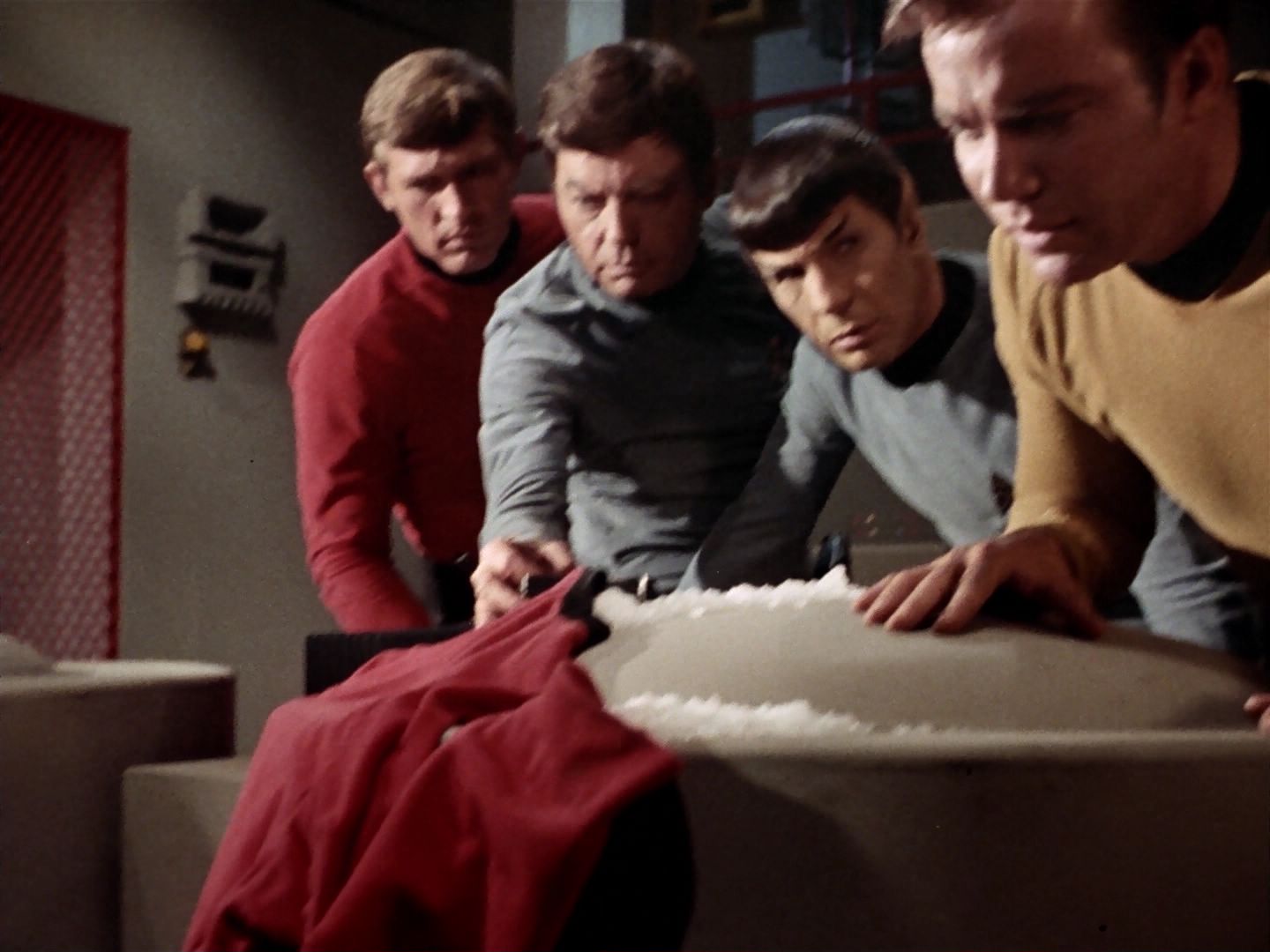 ariane179254_StarTrek_2x23_TheOmegaGlory_0147.jpg