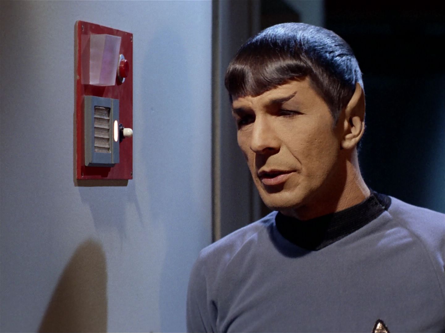 ariane179254_StarTrek_2x23_TheOmegaGlory_0268.jpg
