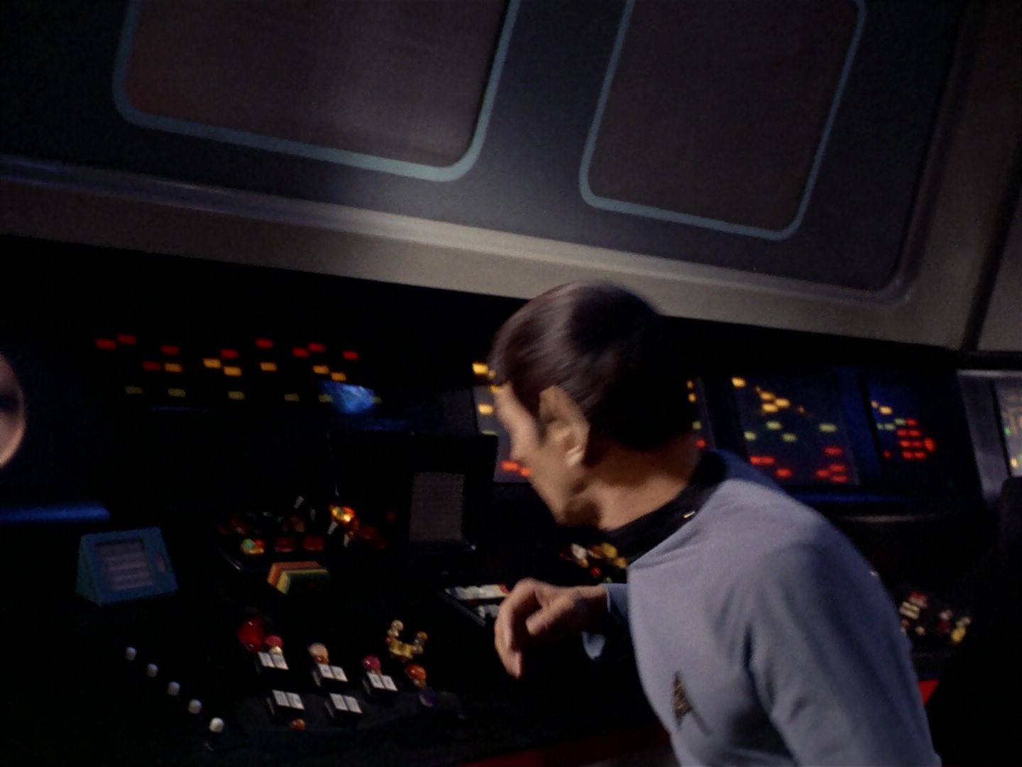 ariane179254_StarTrek_2x23_TheOmegaGlory_0336.jpg