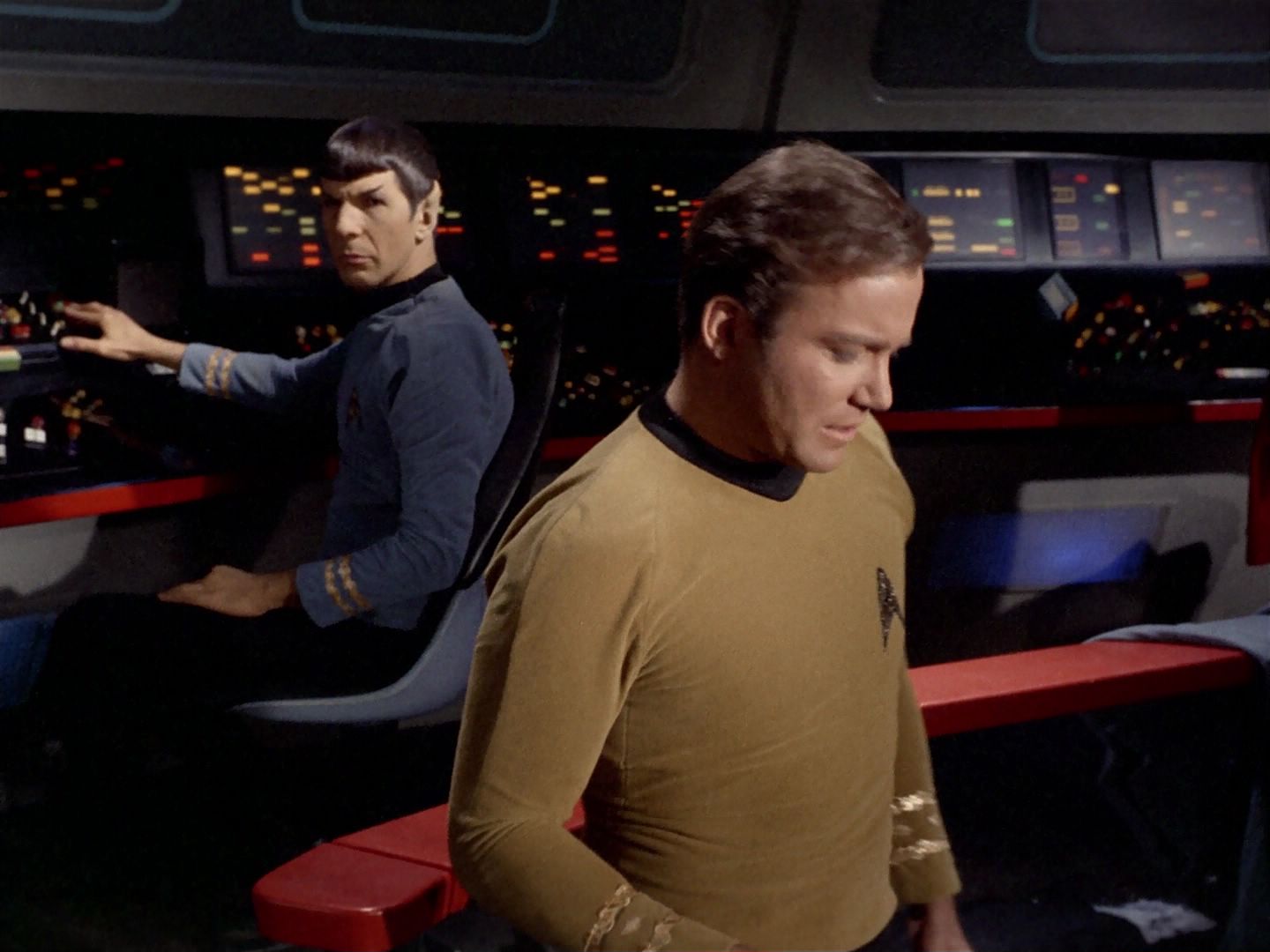 ariane179254_StarTrek_2x23_TheOmegaGlory_0433.jpg