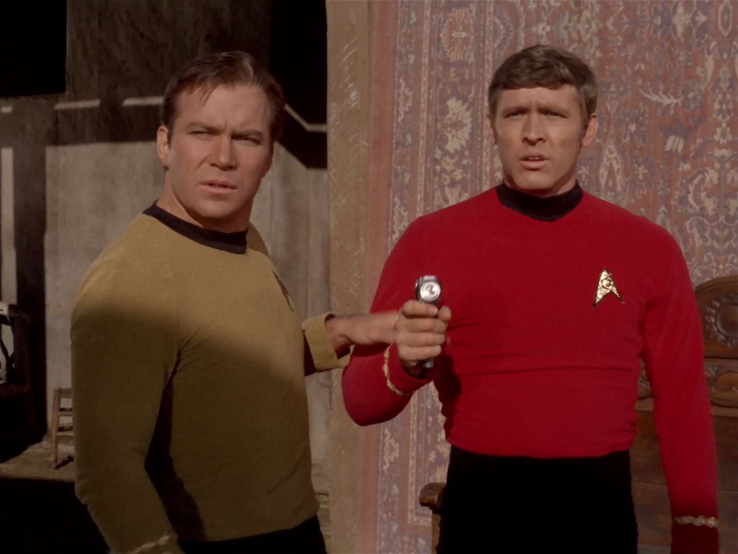 ariane179254_StarTrek_2x23_TheOmegaGlory_0474.jpg