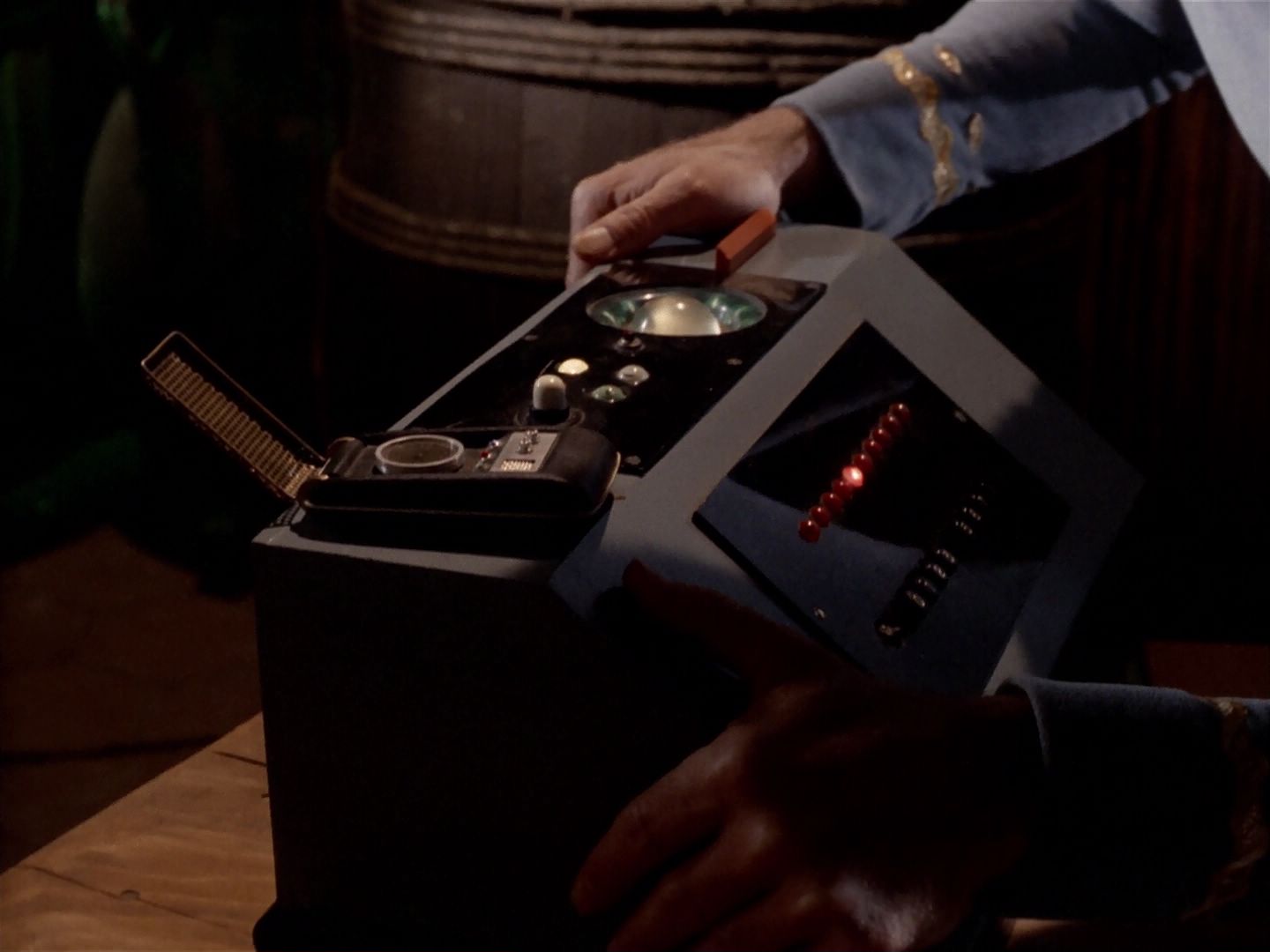 ariane179254_StarTrek_2x23_TheOmegaGlory_0667.jpg