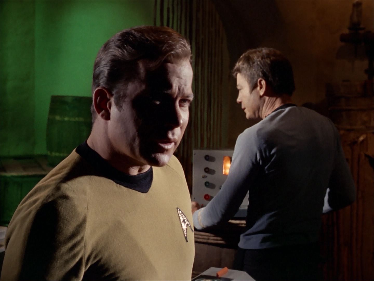 ariane179254_StarTrek_2x23_TheOmegaGlory_0687.jpg