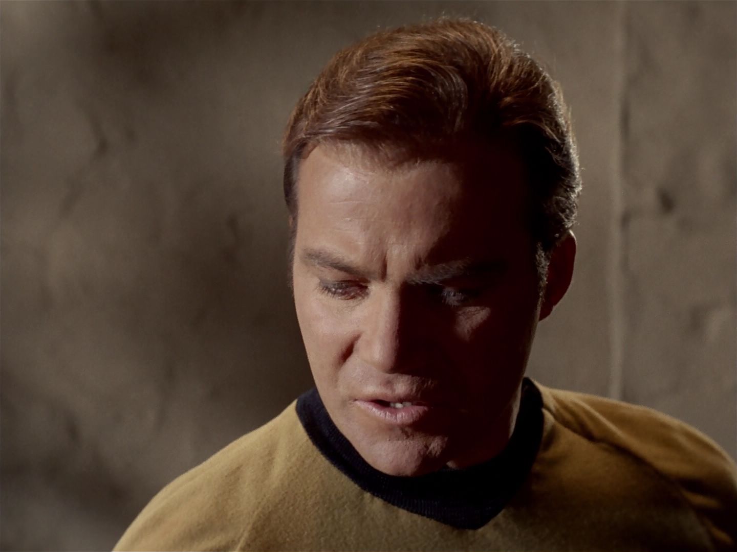 ariane179254_StarTrek_2x23_TheOmegaGlory_0783.jpg