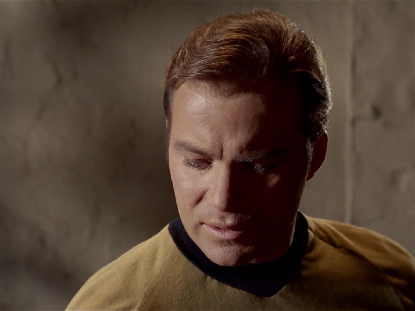 ariane179254_StarTrek_2x23_TheOmegaGlory_0784.jpg
