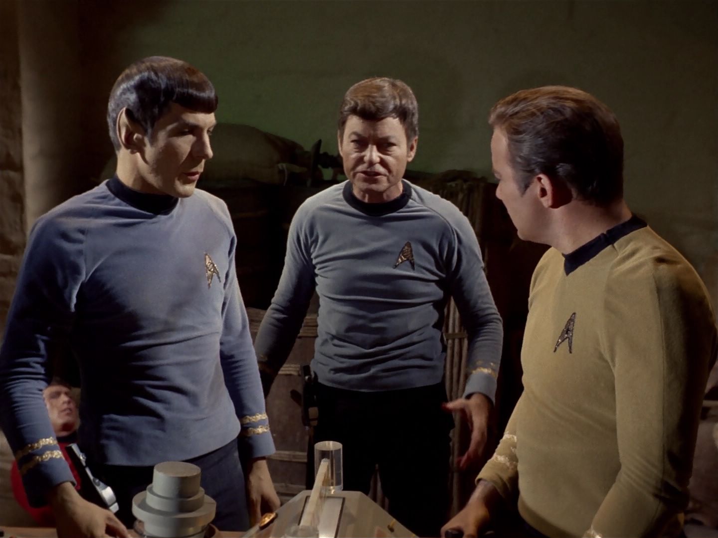 ariane179254_StarTrek_2x23_TheOmegaGlory_0812.jpg
