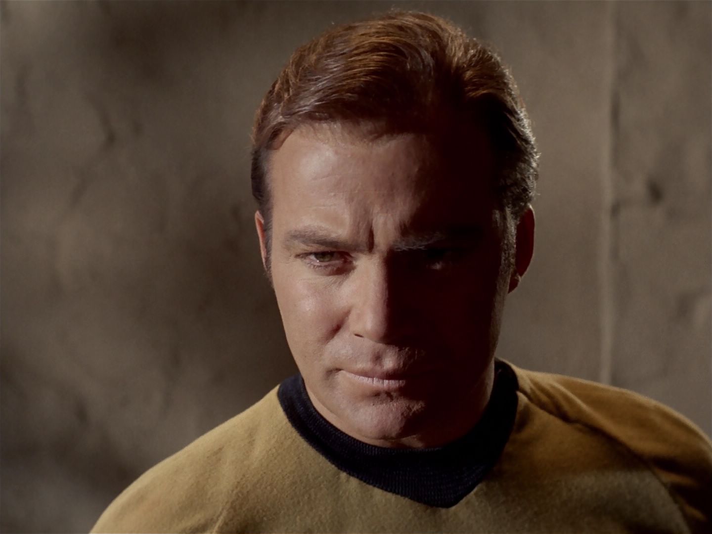 ariane179254_StarTrek_2x23_TheOmegaGlory_0822.jpg