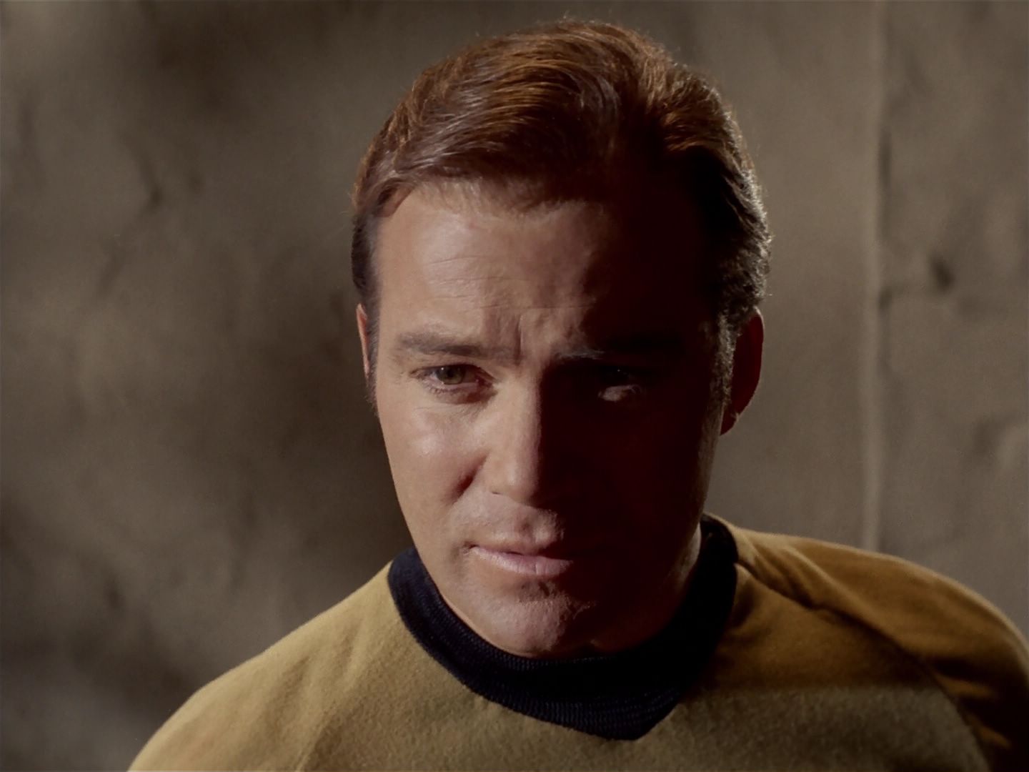 ariane179254_StarTrek_2x23_TheOmegaGlory_0837.jpg