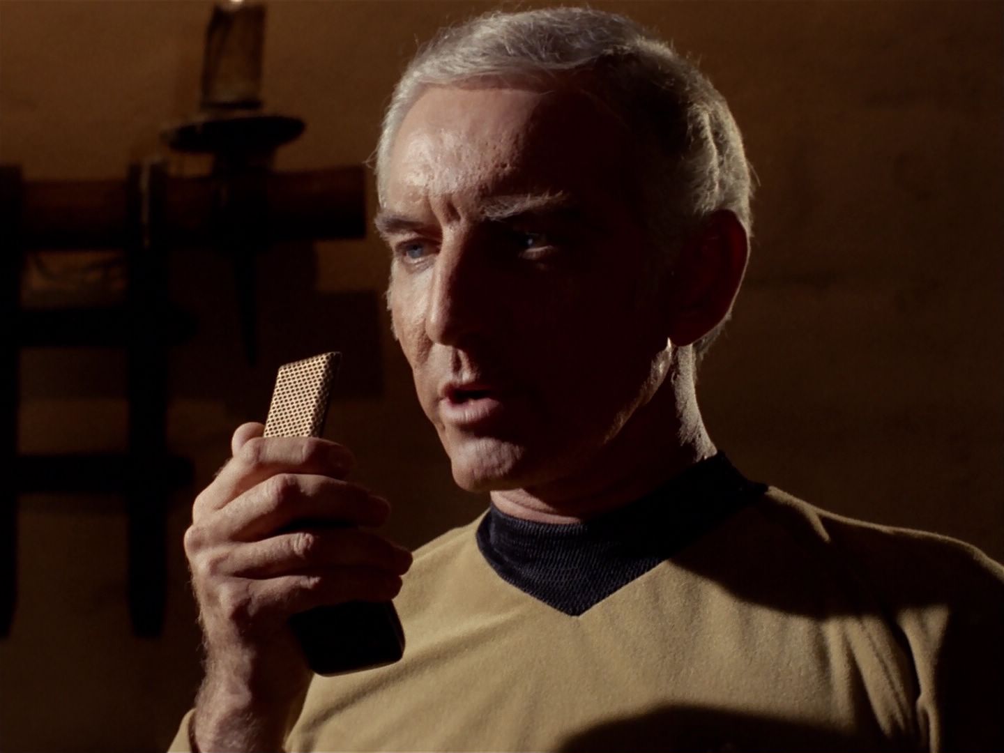 ariane179254_StarTrek_2x23_TheOmegaGlory_0905.jpg