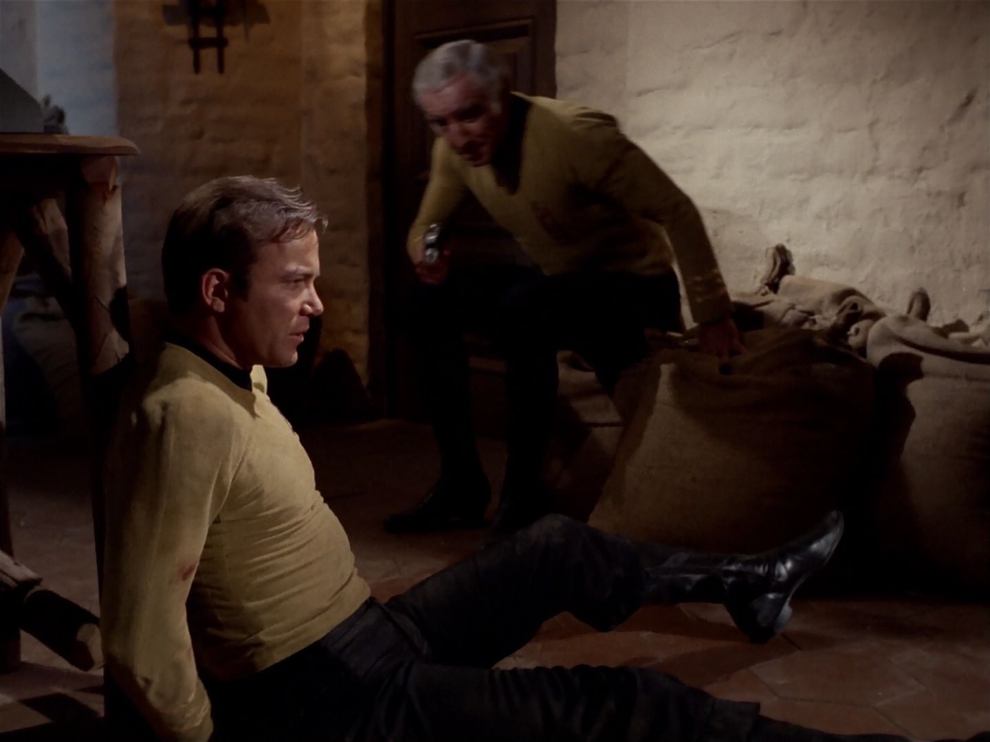 ariane179254_StarTrek_2x23_TheOmegaGlory_1005.jpg