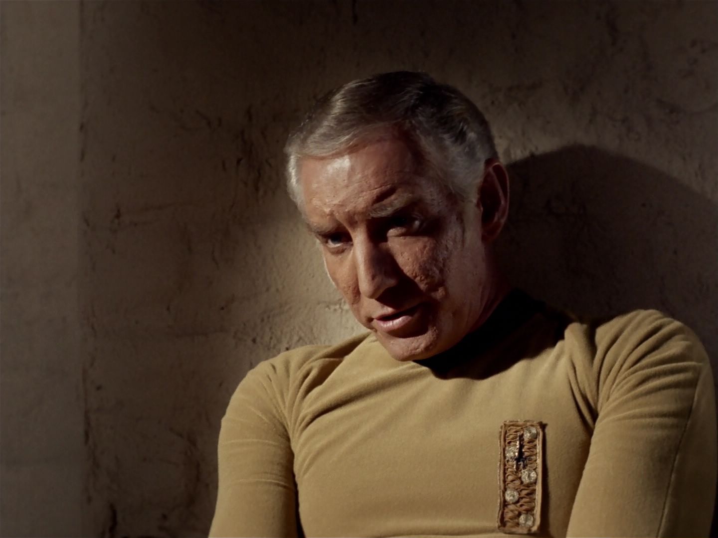 ariane179254_StarTrek_2x23_TheOmegaGlory_1026.jpg