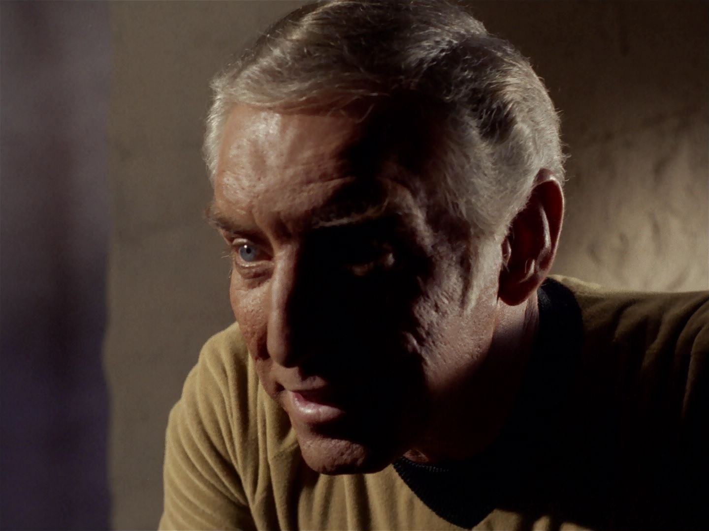 ariane179254_StarTrek_2x23_TheOmegaGlory_1089.jpg