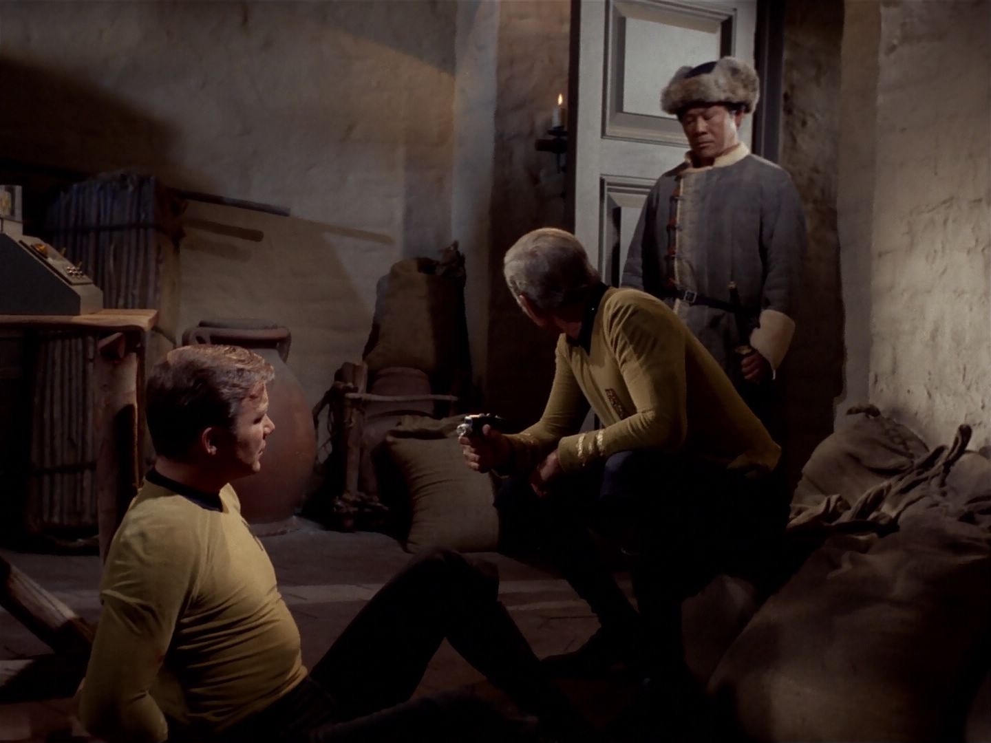 ariane179254_StarTrek_2x23_TheOmegaGlory_1116.jpg