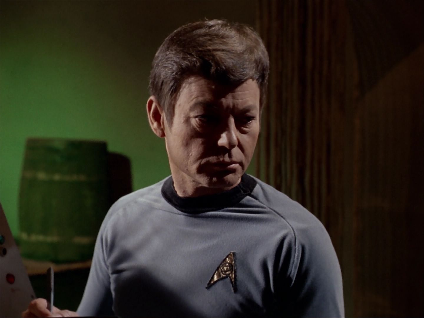 ariane179254_StarTrek_2x23_TheOmegaGlory_1330.jpg