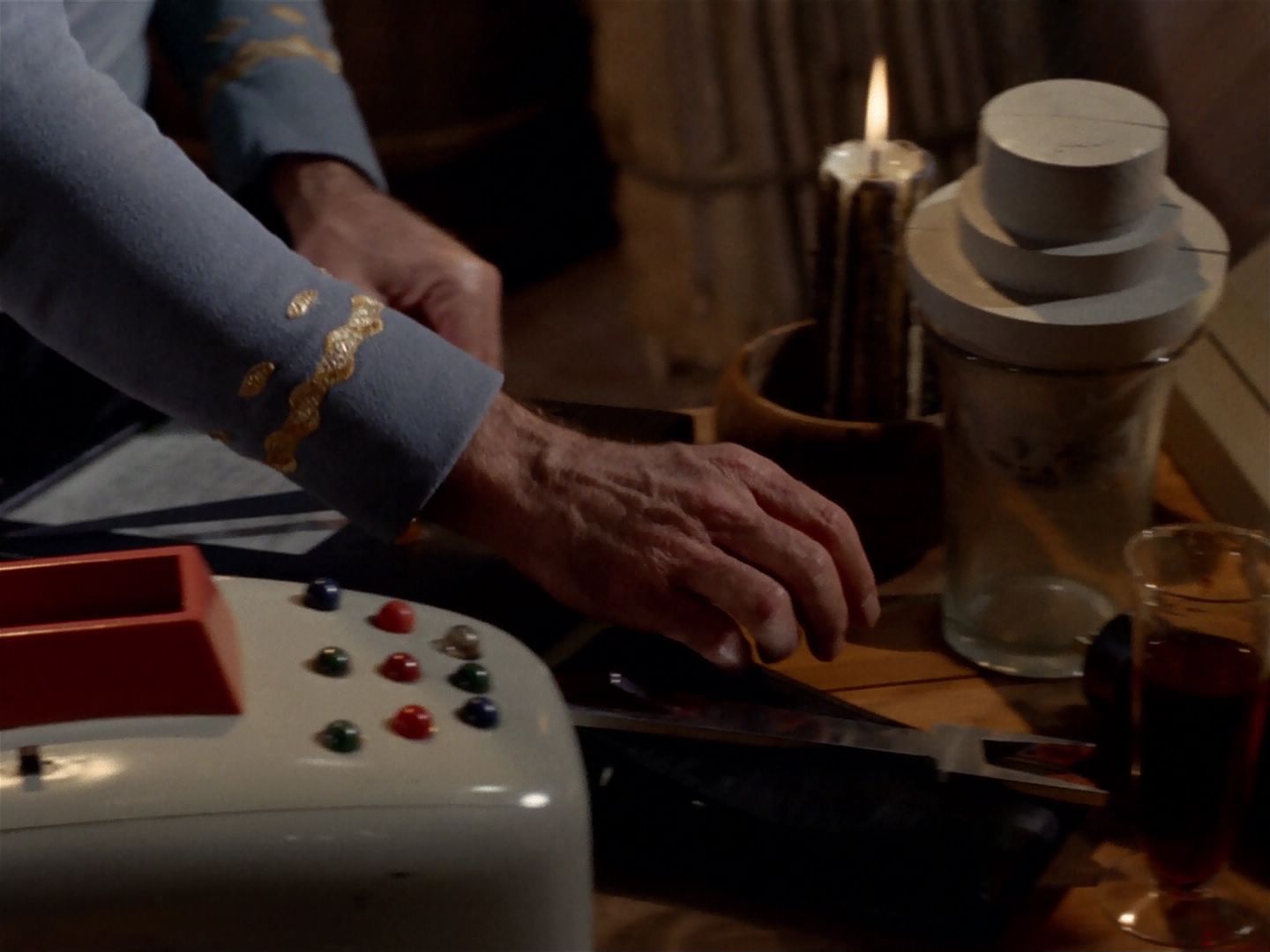 ariane179254_StarTrek_2x23_TheOmegaGlory_1350.jpg
