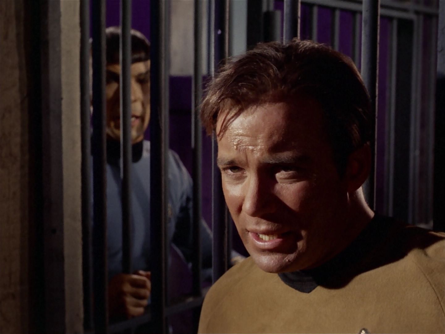 ariane179254_StarTrek_2x23_TheOmegaGlory_1427.jpg