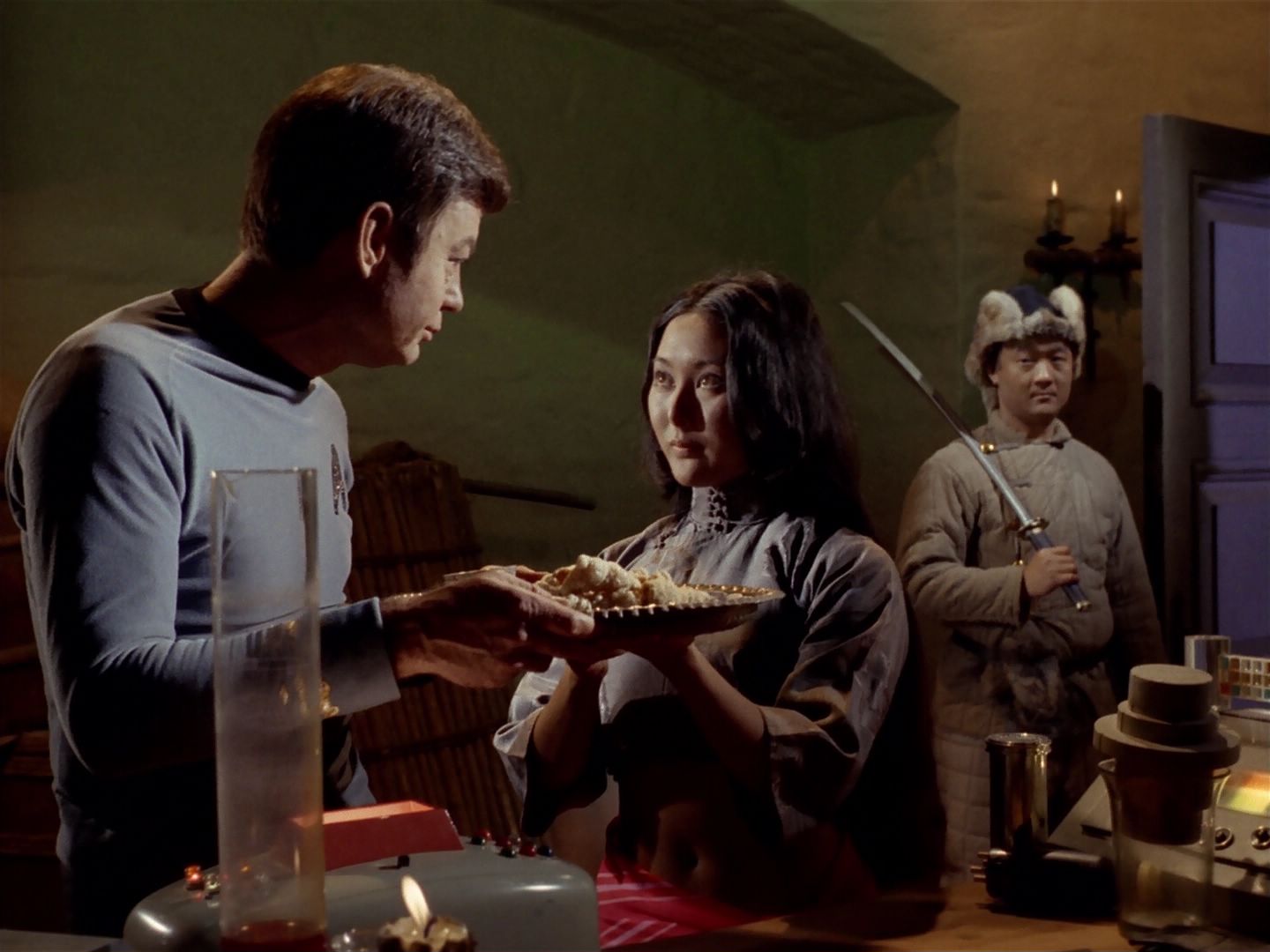 ariane179254_StarTrek_2x23_TheOmegaGlory_1508.jpg