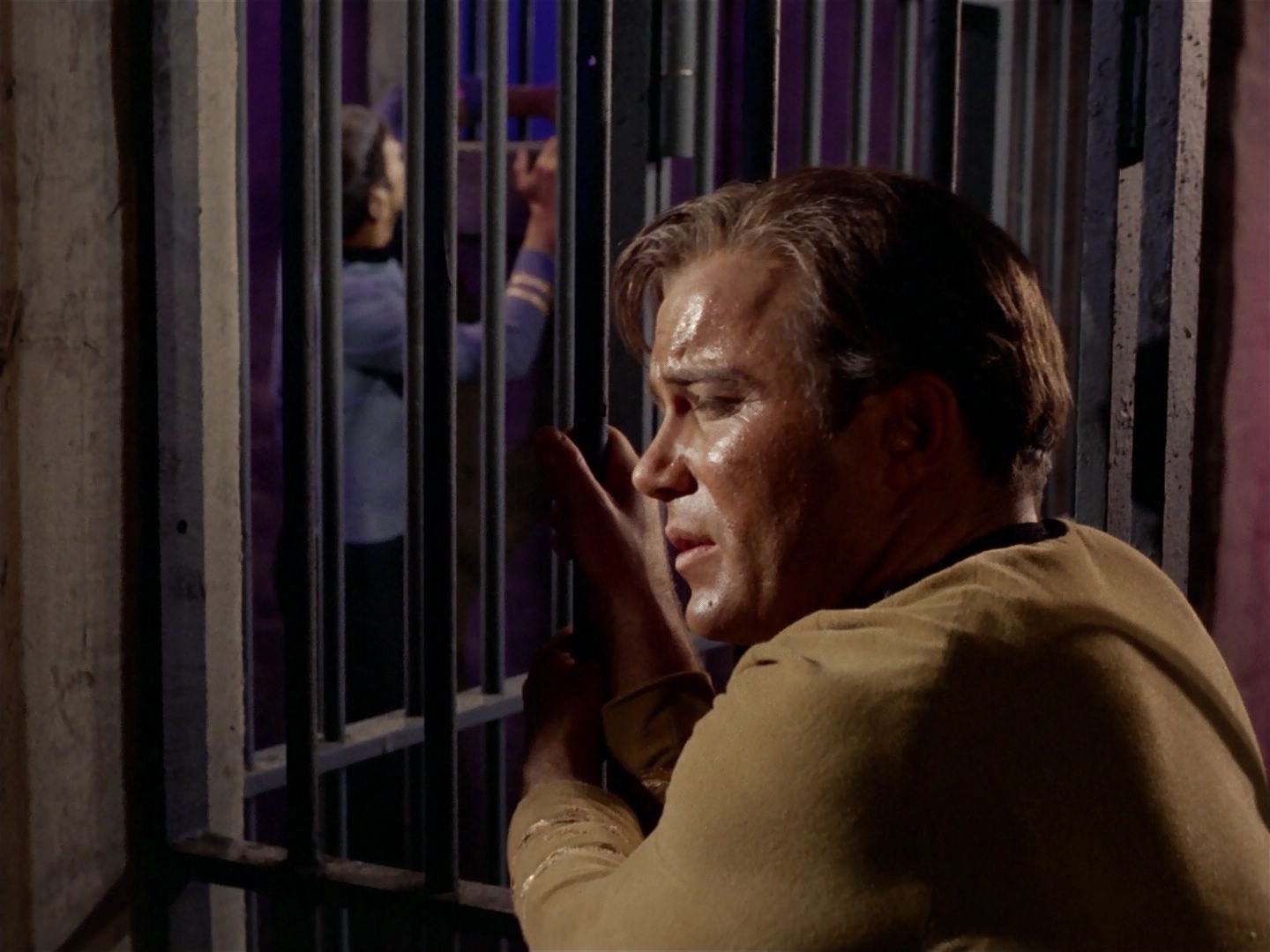 ariane179254_StarTrek_2x23_TheOmegaGlory_1570.jpg