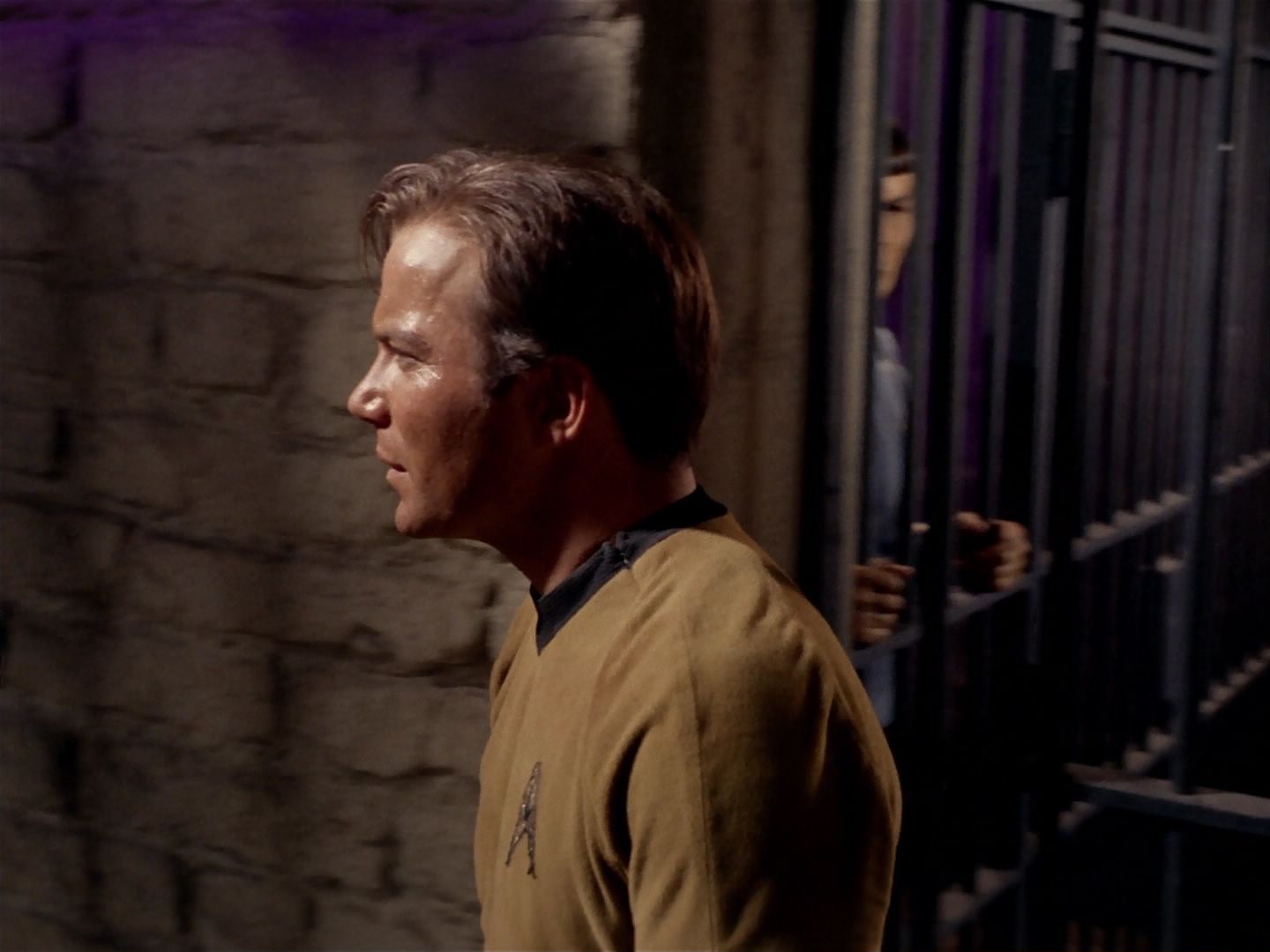 ariane179254_StarTrek_2x23_TheOmegaGlory_1608.jpg