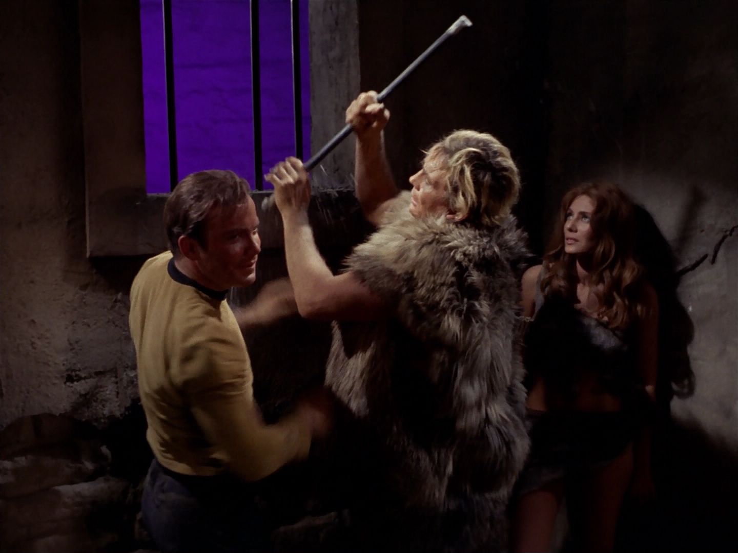 ariane179254_StarTrek_2x23_TheOmegaGlory_1684.jpg