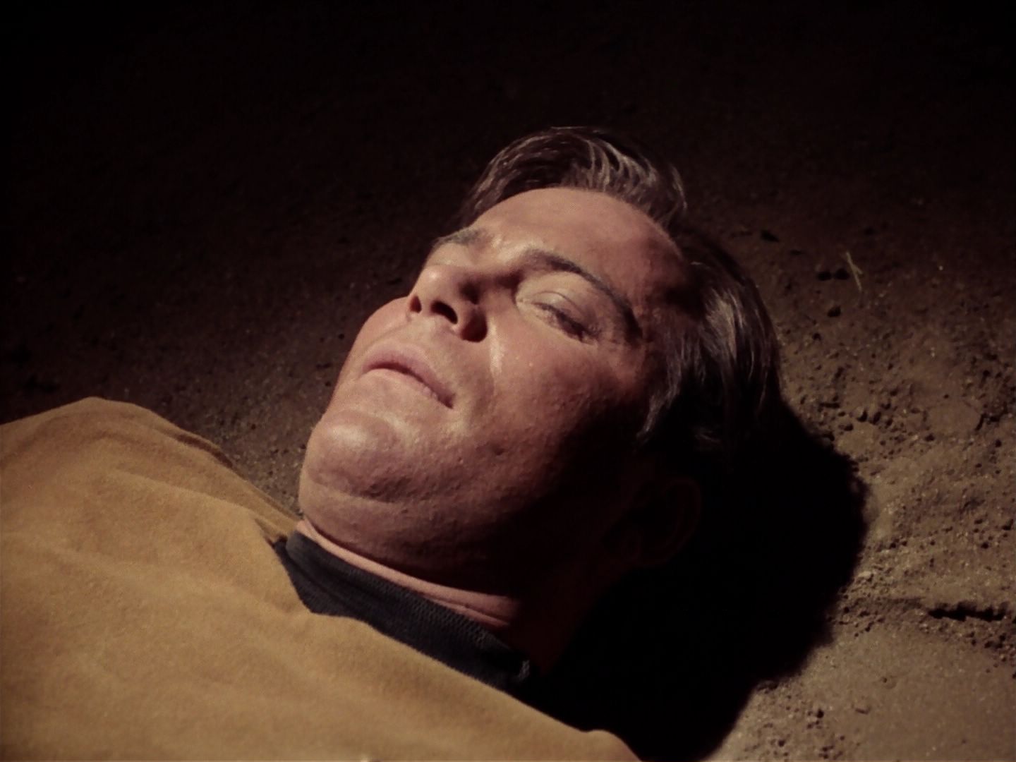 ariane179254_StarTrek_2x23_TheOmegaGlory_1717.jpg