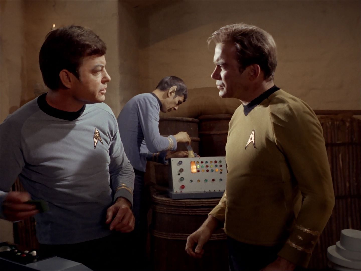 ariane179254_StarTrek_2x23_TheOmegaGlory_1825.jpg