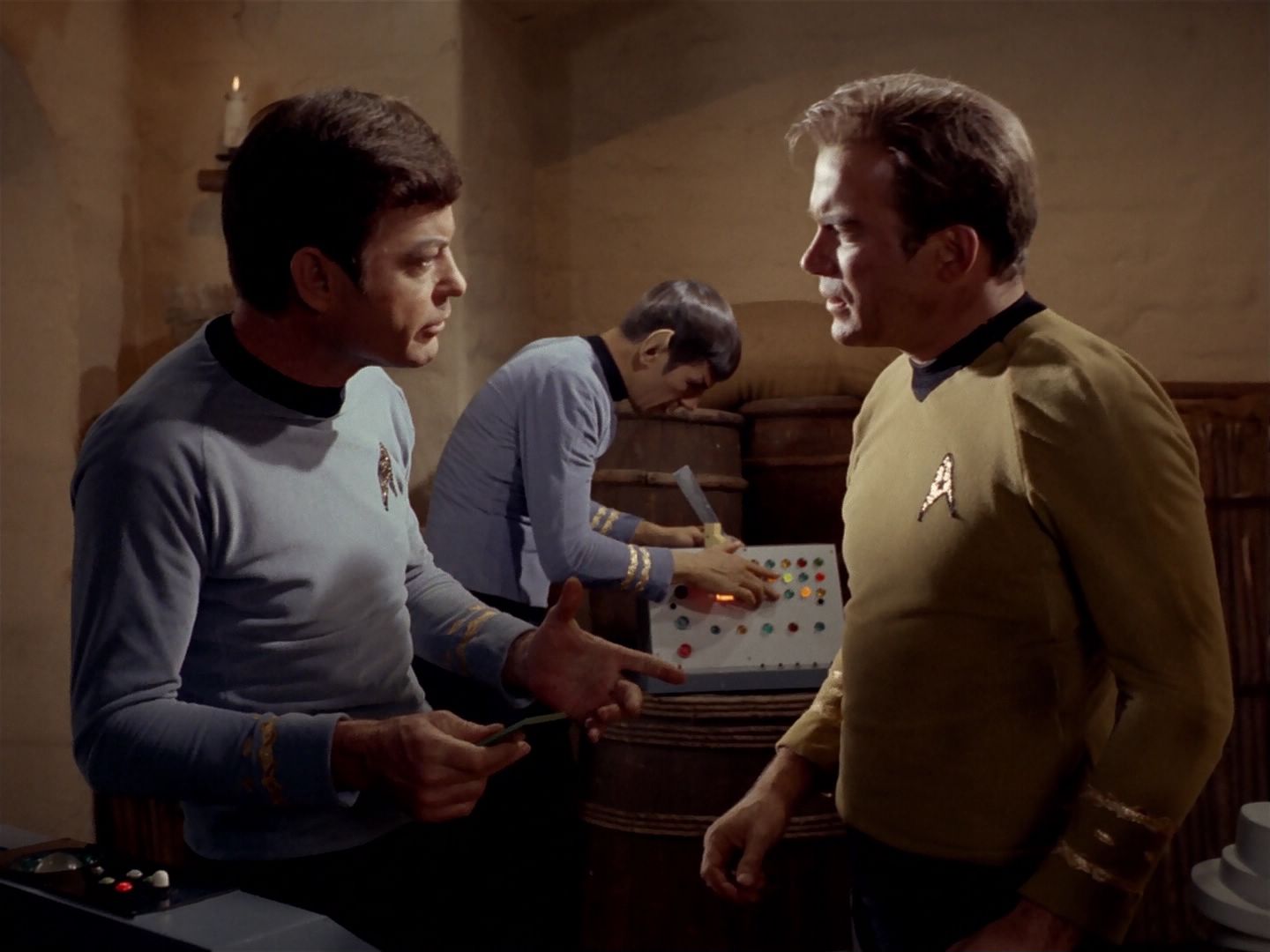 ariane179254_StarTrek_2x23_TheOmegaGlory_1829.jpg