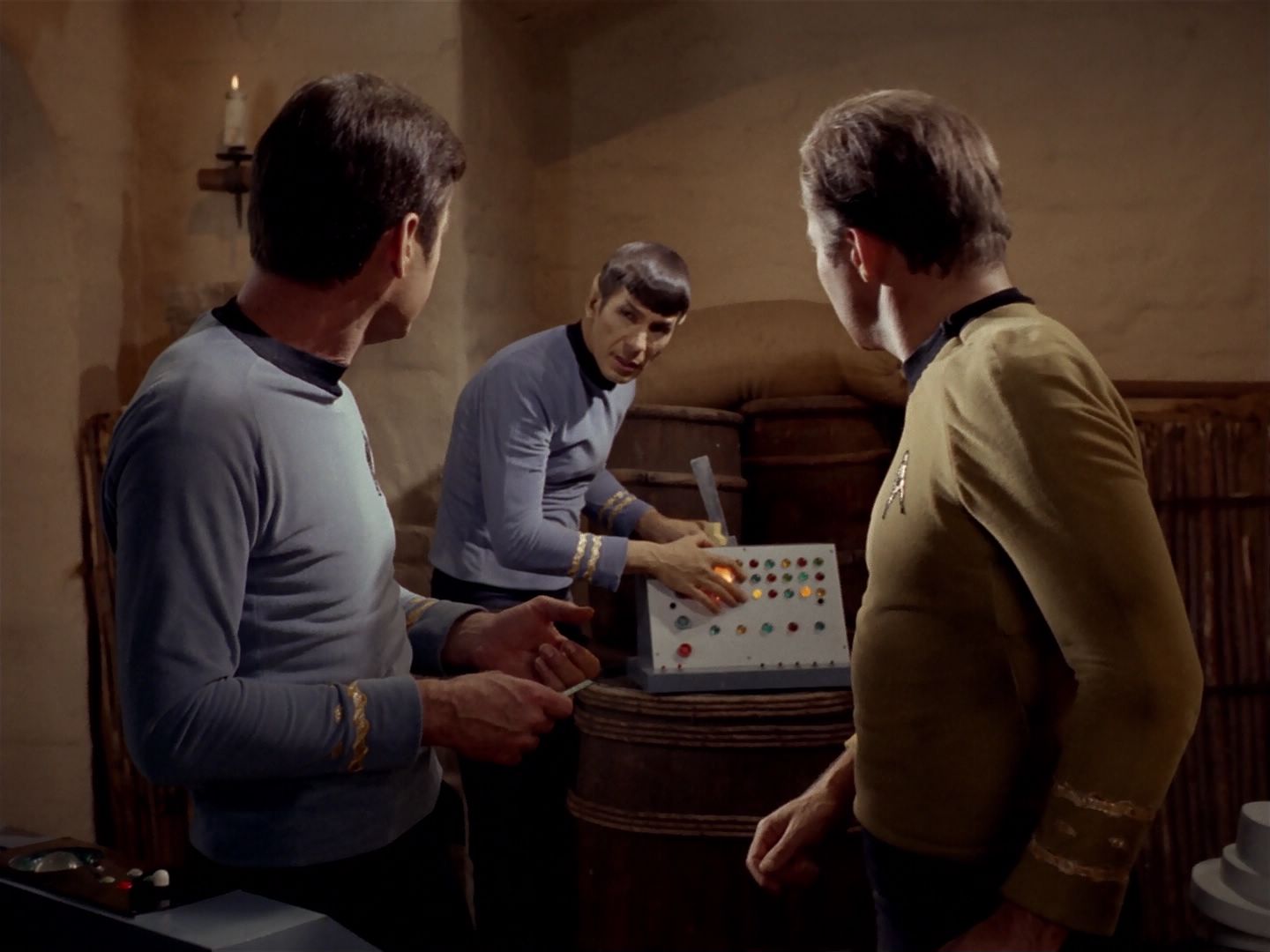 ariane179254_StarTrek_2x23_TheOmegaGlory_1838.jpg