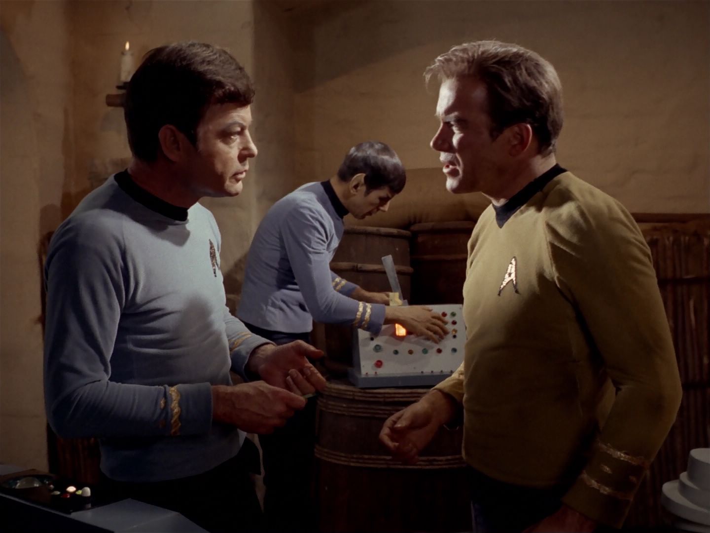 ariane179254_StarTrek_2x23_TheOmegaGlory_1841.jpg
