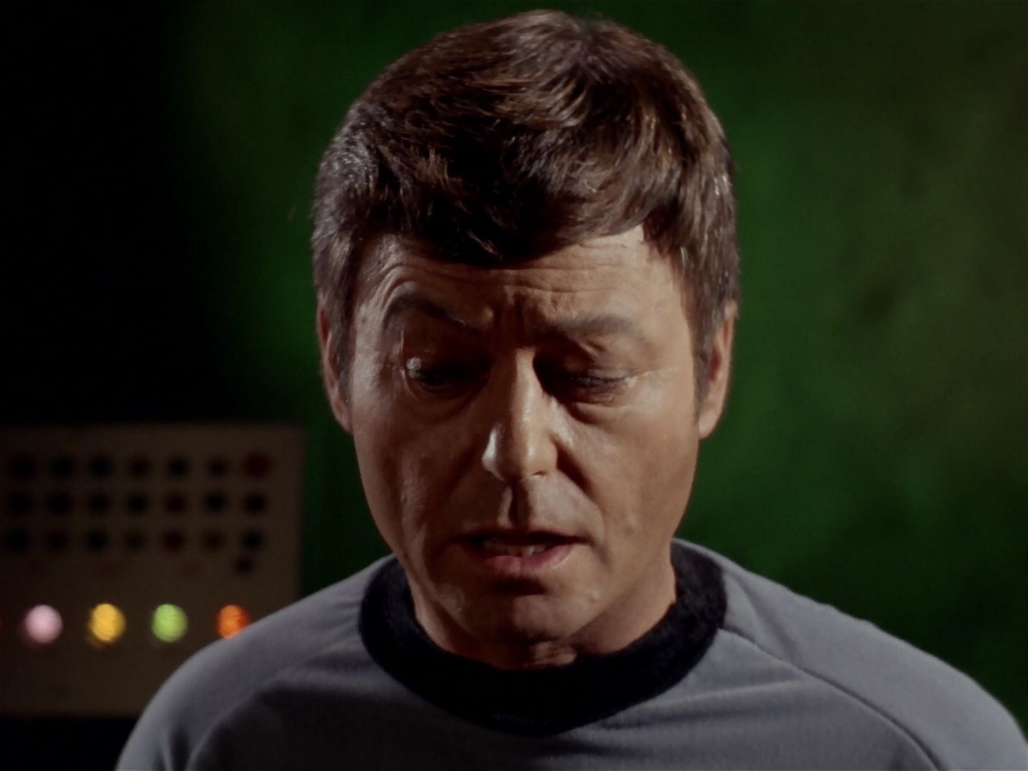 ariane179254_StarTrek_2x23_TheOmegaGlory_1878.jpg
