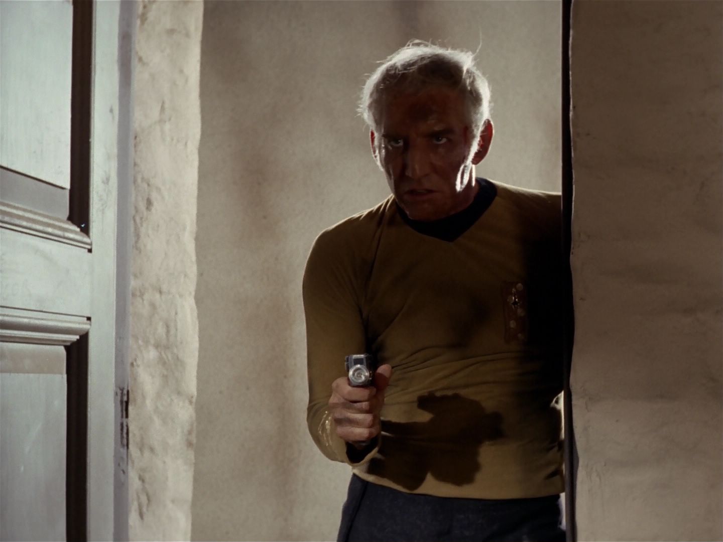 ariane179254_StarTrek_2x23_TheOmegaGlory_1922.jpg