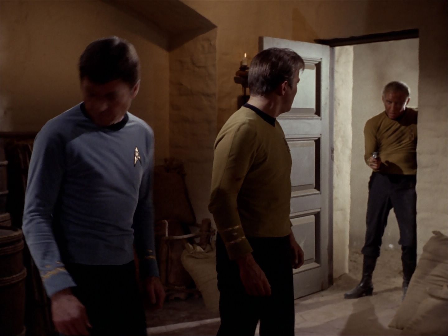 ariane179254_StarTrek_2x23_TheOmegaGlory_1924.jpg
