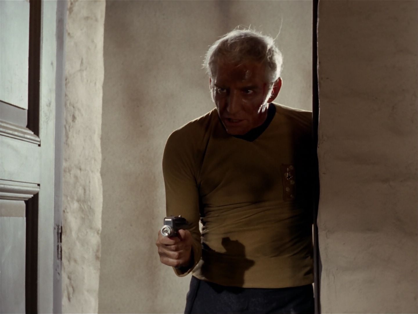ariane179254_StarTrek_2x23_TheOmegaGlory_1933.jpg